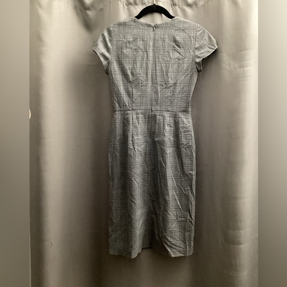 Banana Republic cap sleeve midi dress size 2 - Picture 2 of 3